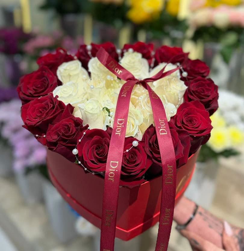 box en fleures naturelles — Wardaty Flowers Tunis