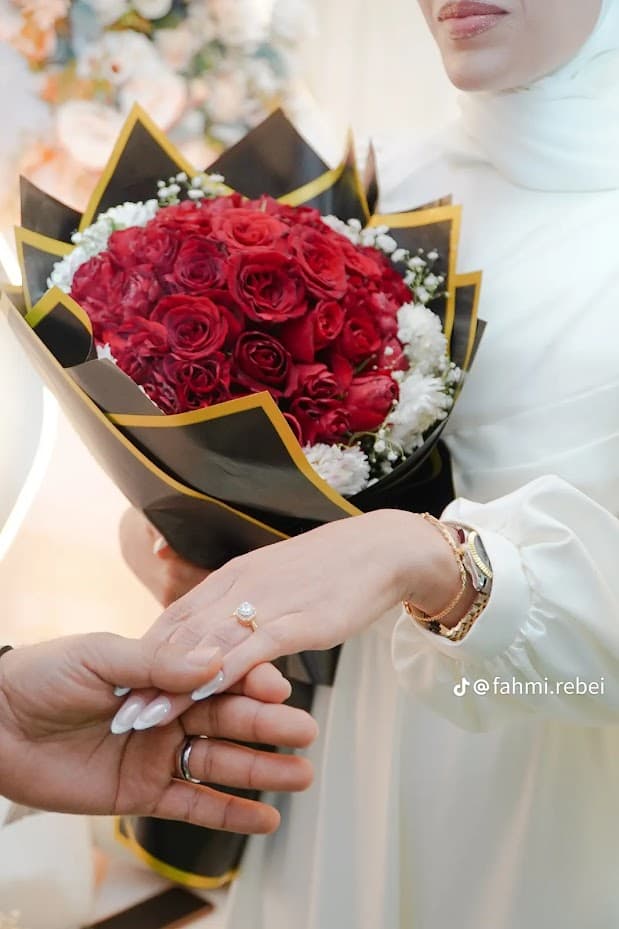 bouquet aya — Wardaty Flowers Tunis